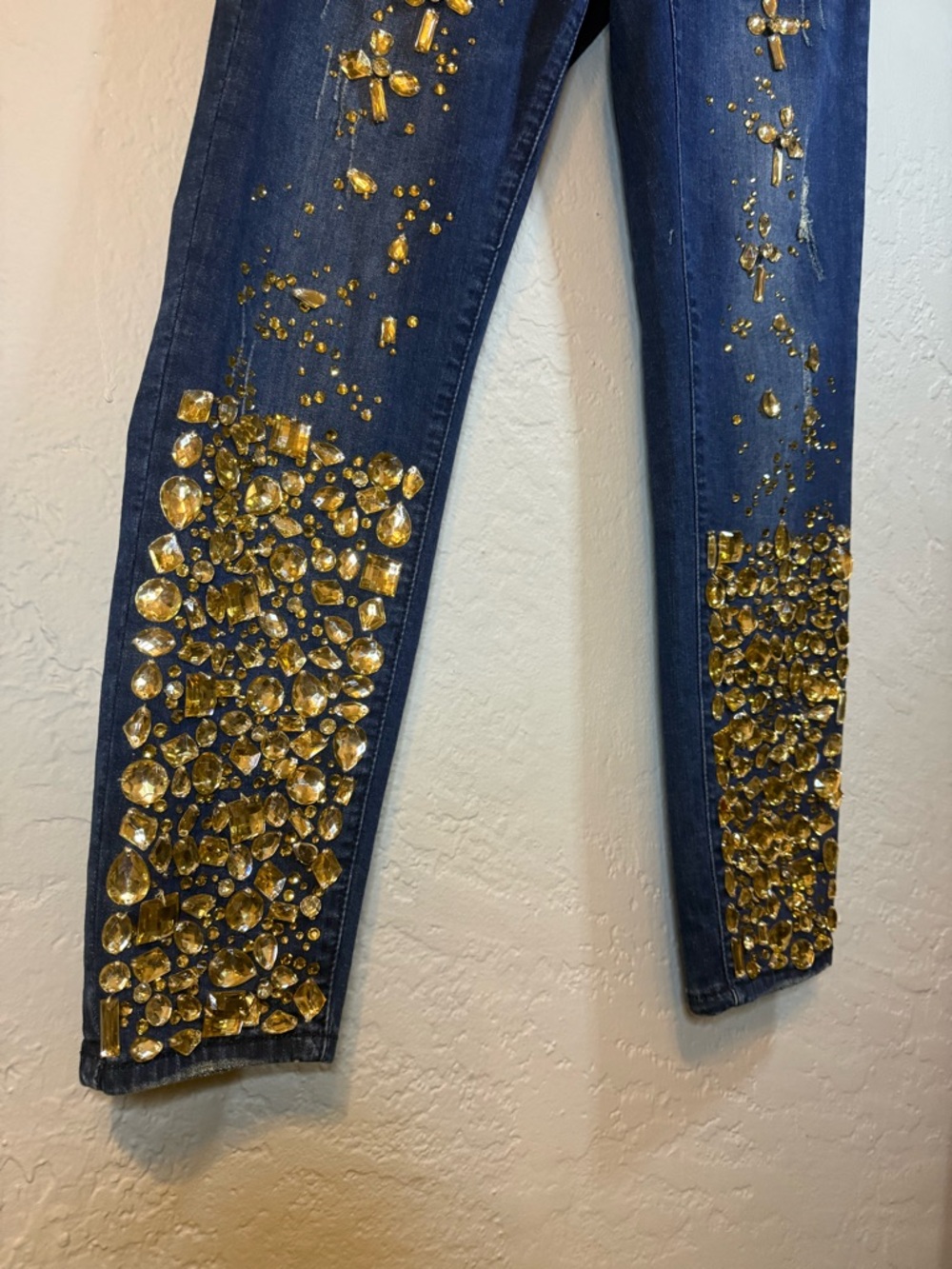 AZI Women’s Embellished Jeans Size 10 - Picture 3 of 7